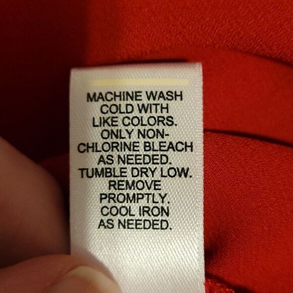 EST. 1946 Red Blouse with lace sleeves - Picture 7 of 7